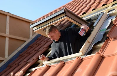 Pose de fenêtres de toit Velux à Chamboret